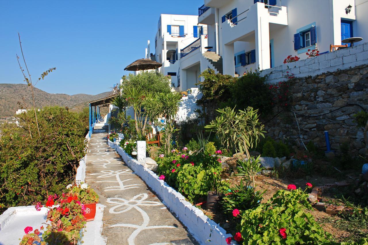 Pension The Big Blue Katápola Exterior foto